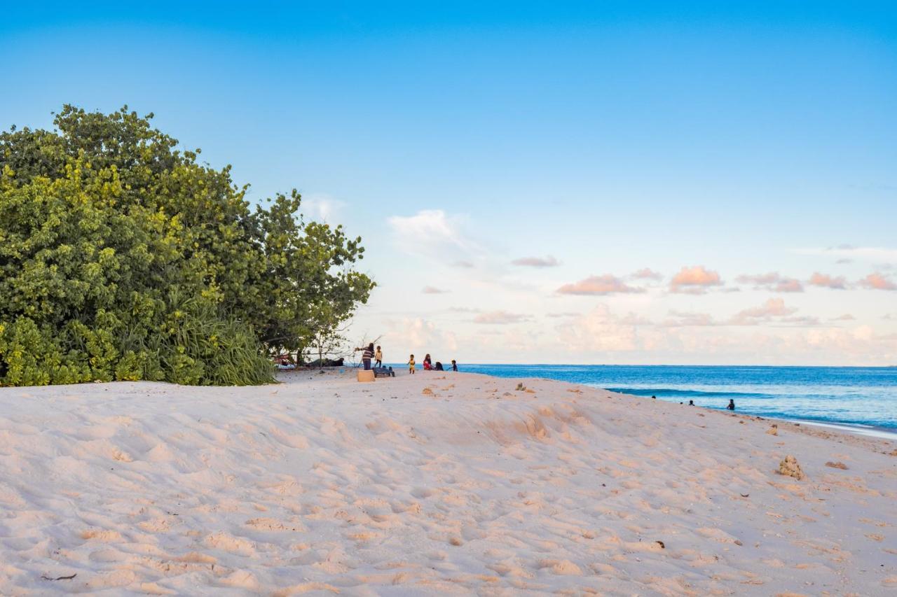 Koimala Beach Ukulhas Экстерьер фото